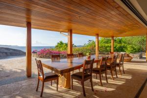Virgin Gorda compound clears reserve, bidding starts at $12.75M for 17-acre estate – image 2