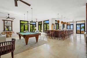 Virgin Gorda compound clears reserve, bidding starts at $12.75M for 17-acre estate – image 3
