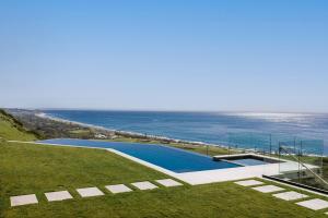 Malibu Contemporary Estate with Ocean Views Heads to Concierge Auctions